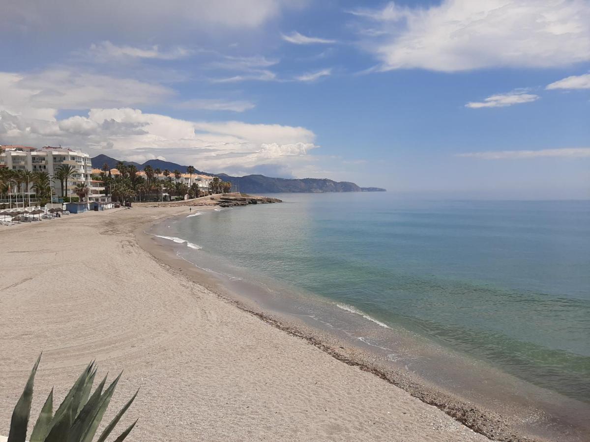 Playa Torecilla Beachfront Apartamento